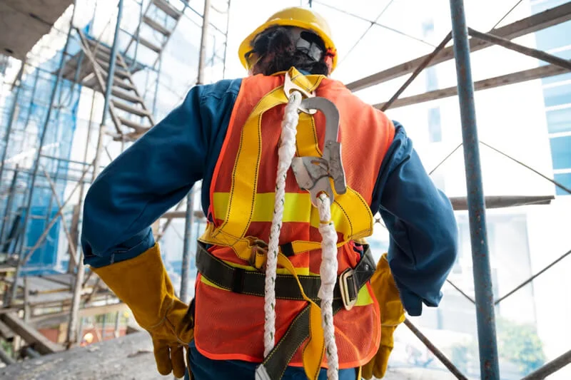 safety jacket supplier in dubai
