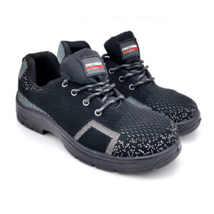 Light weight safety shoes in Uae