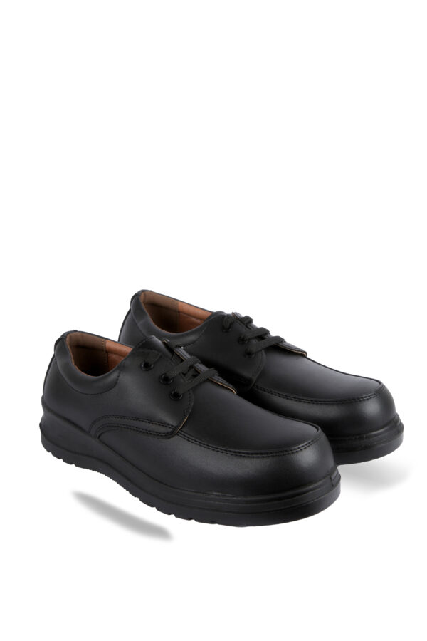 Light weight safety shoes in Uae