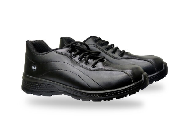 Light weight safety shoes in Uae