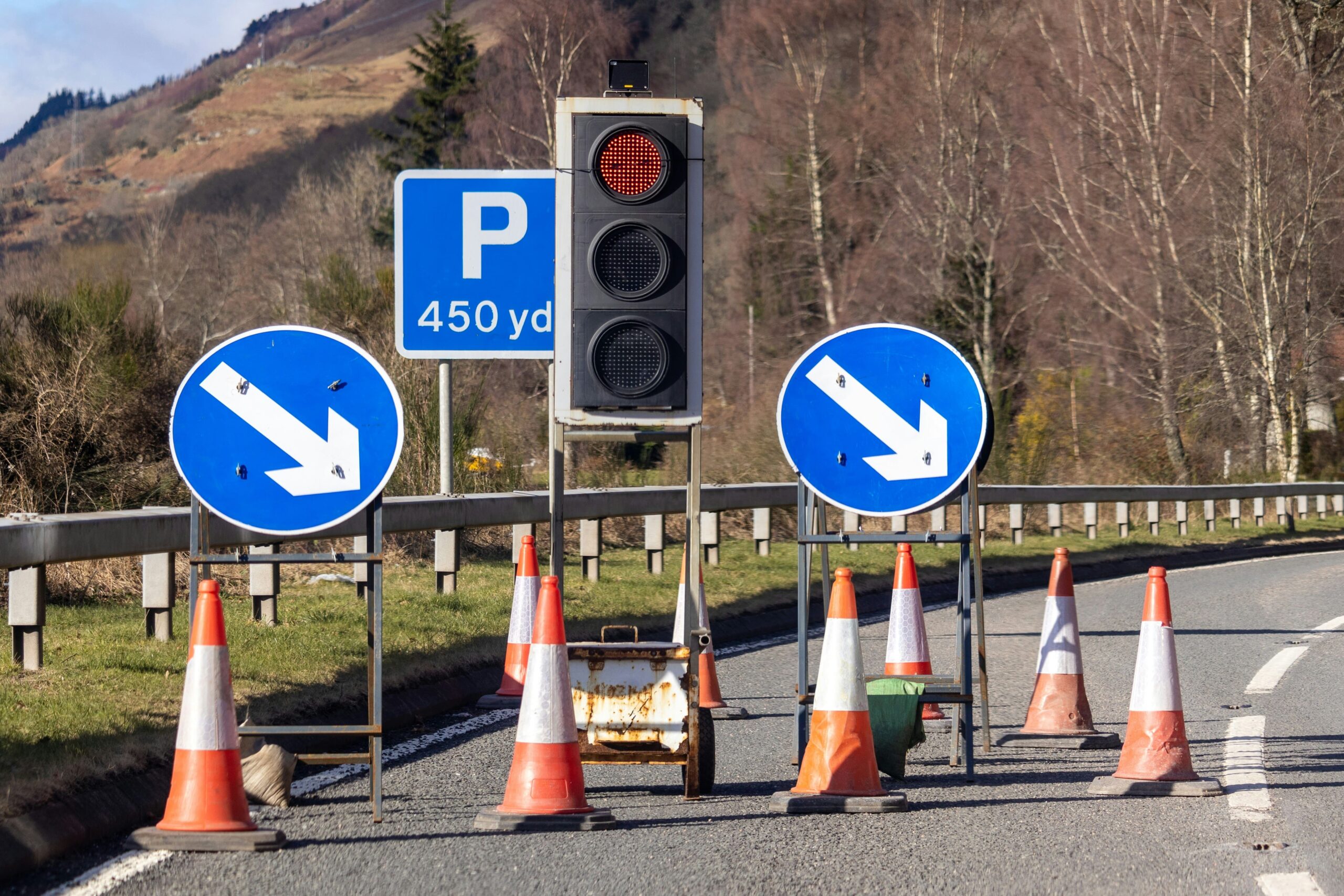 traffic cone supplier in dubai